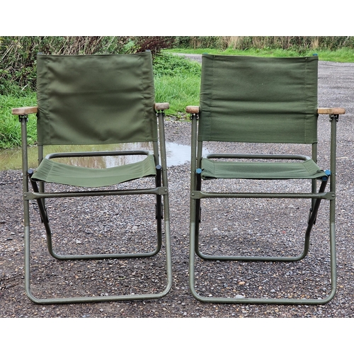 1144 - Pair of vintage military folding deck chairs, H 88cm (2)