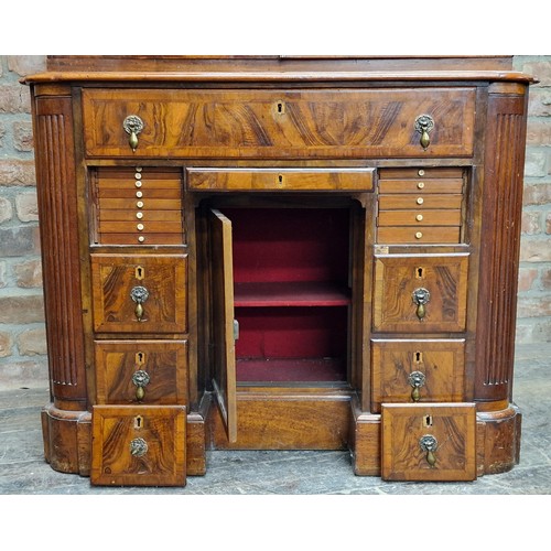 1385 - Good quality 18th century and later walnut two sectional astragal glazed bookcase, fitted with an ar... 