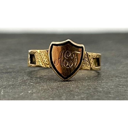 53 - 18ct and enamel mourning ring, inscribed April 3 1898 to interior, maker Henry Hyde and Sons, size N... 