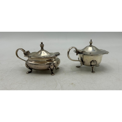 221 - Mixed silver cruet items - three mustards, two salts with blue glass liners and two spoons, to inclu... 