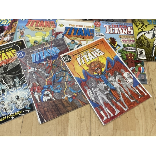 503 - COMICS: A large collection of around 300 DC Comics New Titans and similar titles, featuring The New ... 