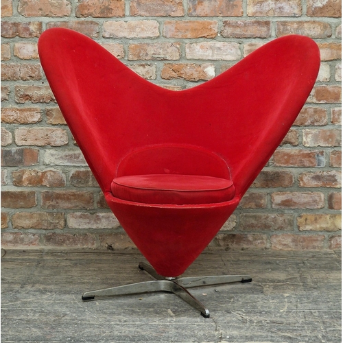 1249 - Verner Panton (1926-1998) - Heart cone chair with red upholstery raised on a chrome base, H 94cm x W... 