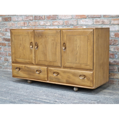 1260 - Vintage 1970s Ercol light elm Windsor Model 468 Sideboard, H 76cm x W 129cm x D 44cm