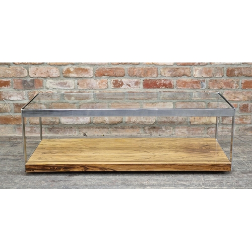 1266 - Merrow Associates - Good quality chrome and glass coffee table, H 41cm x W 121cm x D 56cm