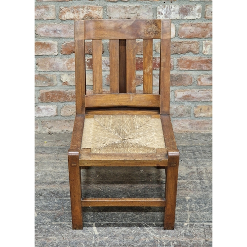 1212 - Good quality Arts and Crafts oak chair in the manner of Ernest Gimson with exposed joints and drop i... 