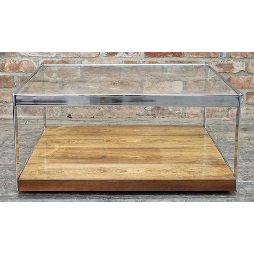 1233 - Merrow Associates - Good quality chrome and glass coffee table, H 40cm x W 84cm x D 86cm