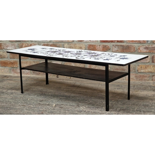 1239 - Manner of John Piper (1903-1992) - Vintage coffee table with formica top and floral decoration, rais... 