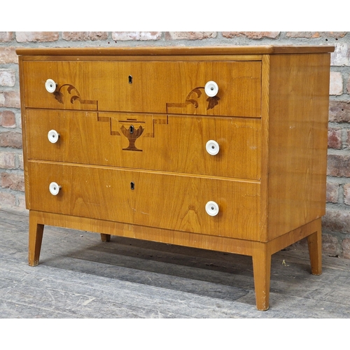 1360 - Mid Century satin walnut chest of drawers with Art Deco style inlay to front, H 69cm x w 88cm (a/f)