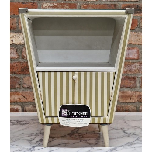 1367 - Sirrom Furniture - 'Pompadour Range' vintage bedside table with glass top and central cupboard, H 60... 