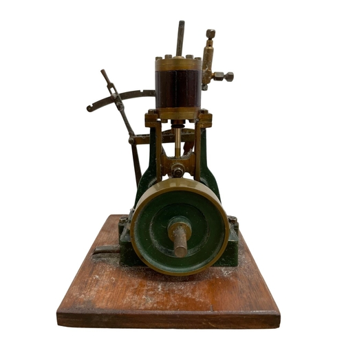 536 - Single cylinder vertical live steam engine, fly wheel 5.5cm diameter, H 17cm