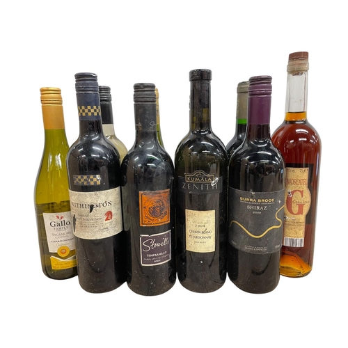 540 - Alcohol - mixed quantity of alcohol to include red wine, white wine, rum, Moscatel etc