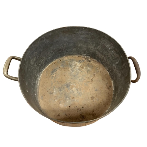 464 - Antique Elkington & Co 'G.W.R Hotels' copper twin handled cooking pot, H 20cm x D 37cm