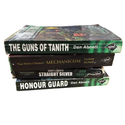 523 - Games Workshop / Fantasy Gaming - A quantity of Warhammer to include Warhammer 40,000 Combat Patrol ... 