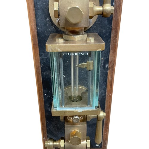 545 - Brass steam sight gauge / tube for steam engine or boiler, with toughened safety glass, wall mountin... 