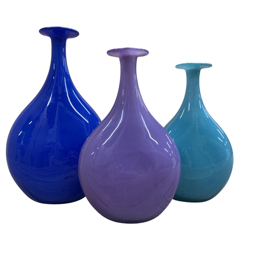 365 - Three exceptional quality hand blown graduating glass vases, each signed to base, largest H 27cm (3)