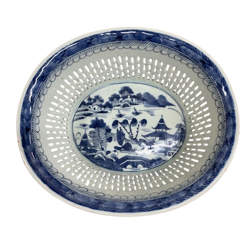 287 - Quantity of Chinese blue and white porcelain, the oval bowl with open work on the wall, painted with... 