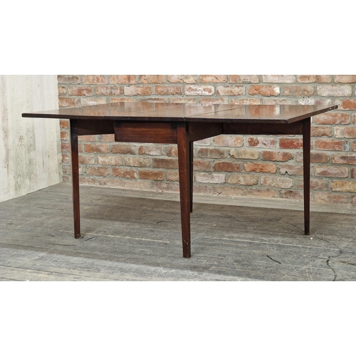 1217 - Georgian mahogany drop leaf dining table, H 70cm x W 147cm x D 106cm