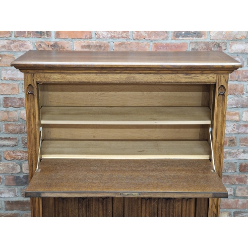 1220 - 20th century oak drinks cabinet with fall front and carved linen fold detail, H 132cm x W 110cm x D ... 