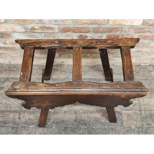 1282 - Antique Spanish elm bottle holder / trestle with shaped apron, H 57cm x W 84cm x D 40cm