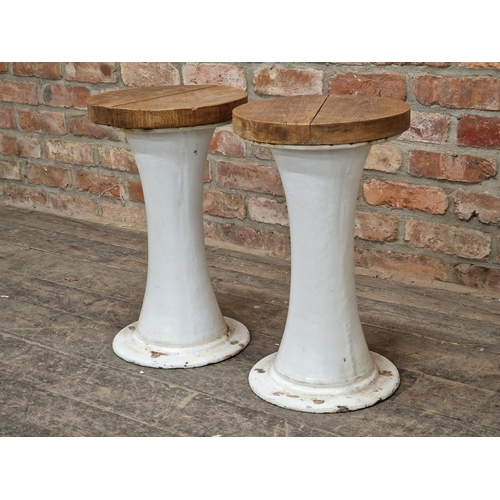 1287 - Pair of vintage painted cast iron stools with circular wooden seats, made from mooring bollards, H 5... 