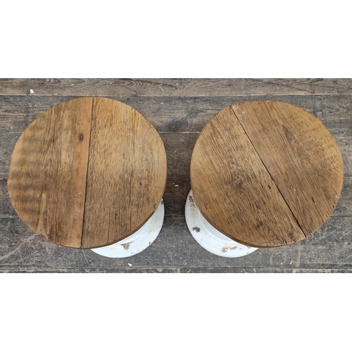 1287 - Pair of vintage painted cast iron stools with circular wooden seats, made from mooring bollards, H 5... 