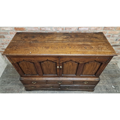 1291 - 18th century oak mule chest with carved fielded panels fitted with five drawers to base, H 118cm x W... 