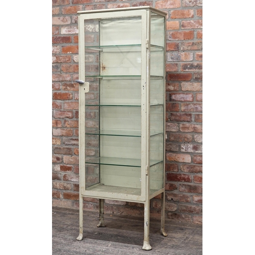 1342 - Vintage painted iron display cabinet with five glass shelves, H 180cm x W 61cm x D 39cm