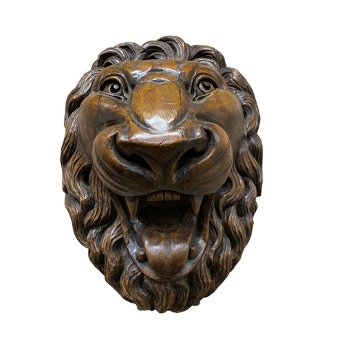 1483 - Incredible 19th centuiry Black Forest carved lions head, with open mouth, teeth and tongue, 64 x 40c... 