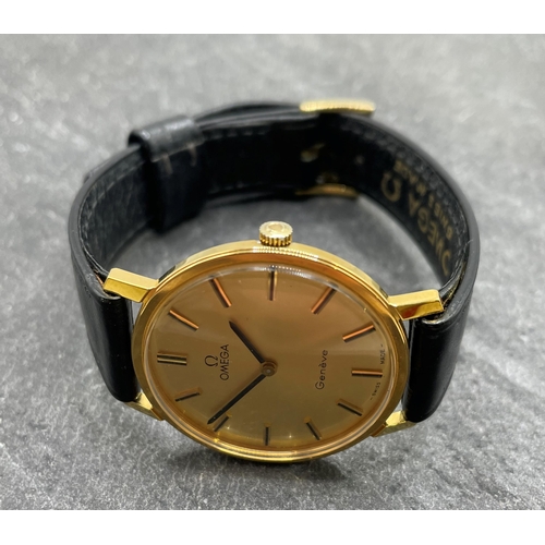 6 - Vintage Omega Geneve gents gold plated dress watch, 32mm case, gilt dial with baton markers, origina... 