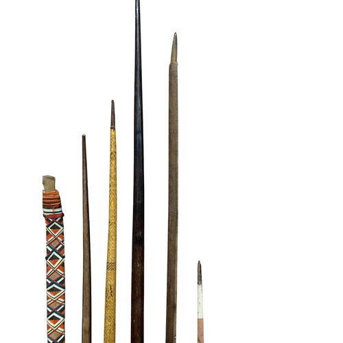 293 - Quantity of Oceanic tribal bows, from the Kanak people of the New Caledonia region of Papua New Guin... 