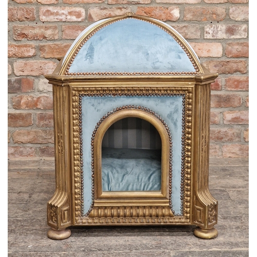 1369 - Good quality giltwood and studded velvet dog kennel, replica of the niche de chien created for Marie... 