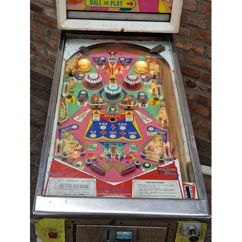 1420 - Vintage retro Williams 'Teachers Pet' pinball machine, in working order, H 176cm x W 57cm x D 132cm