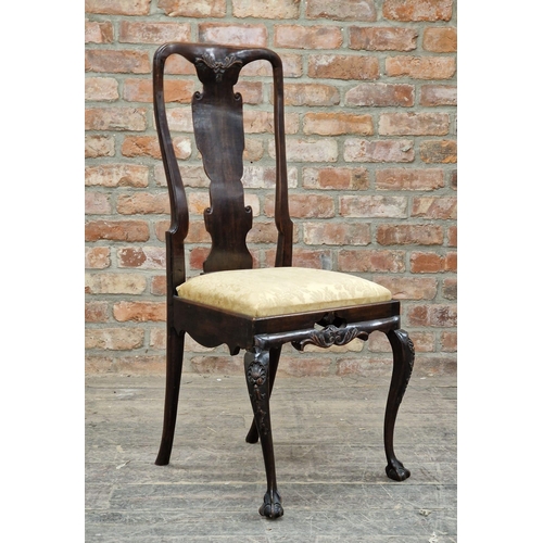 1424 - Exceptional early Irish Queen Anne dining chair with splat back and drop in seat, raised on claw and... 