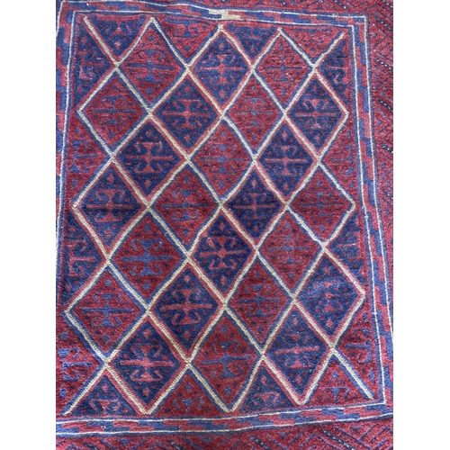 1735 - Kelim rug with geometric design, 126cm x 108cm