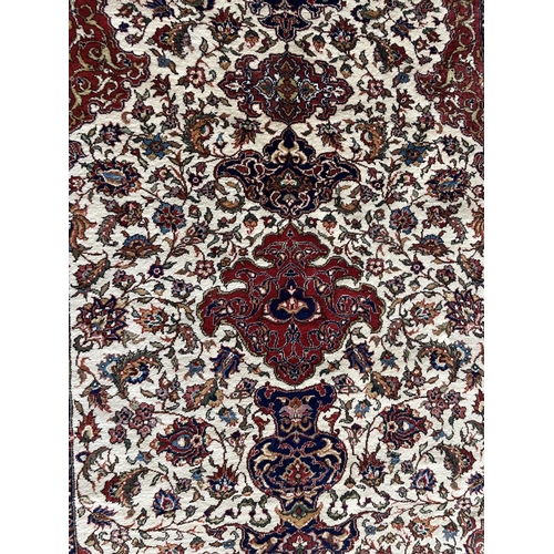 1761 - Persian Isfahan prayer rug, intricate floral decoration, 190cm x 130cm