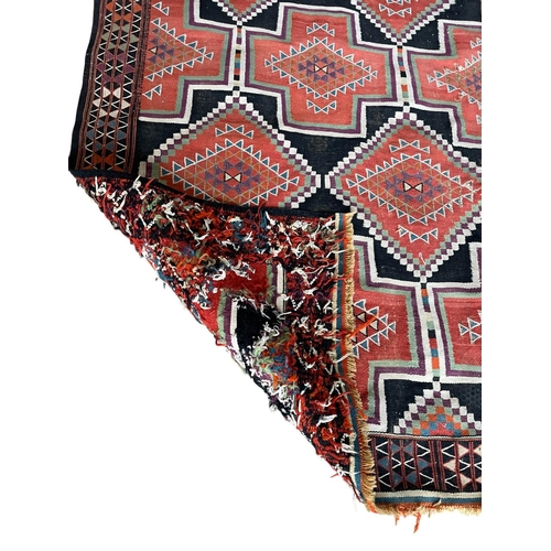 1768 - Sumak rug, medallion design, 210cm x 125cm