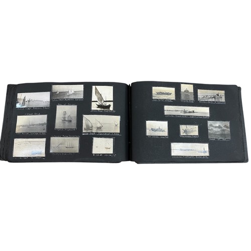 580 - Large collection of early to mid 20th century photograph albums, to include family photographs, port... 