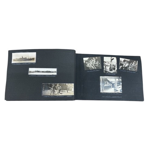 580 - Large collection of early to mid 20th century photograph albums, to include family photographs, port... 