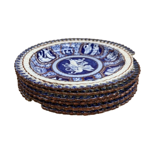 381 - Quantity of Spode Neo-Classical Greek blue openwork dessert plates, attack of the griffin pattern, D... 