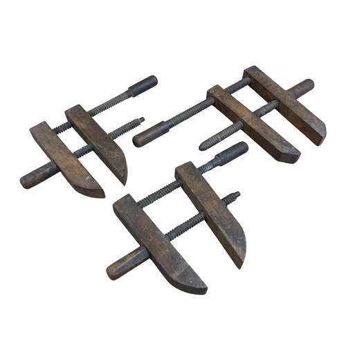 495 - Collection of large 19th century carpenters clamps, largest 65cm x 40cm (6)