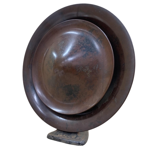 610 - 1930's Phillips brown bakelite speaker designed by Louis Kalff, atop heavy iron base, D 49cm