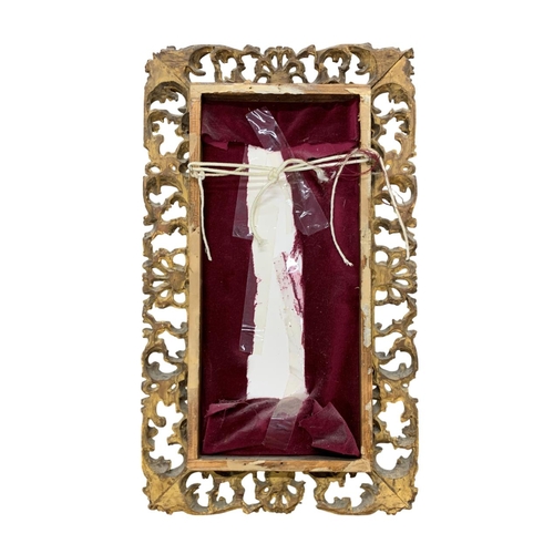 1572 - Good Florentine giltwood frames, carved with scrolled acanthus, 48 x 29cm in total