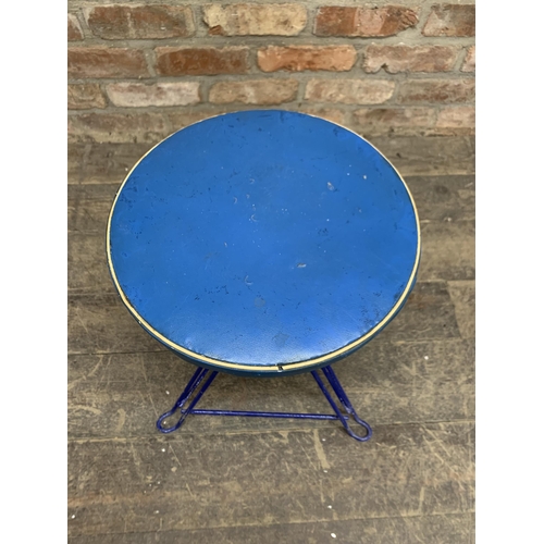 1184 - Mid Century adjustable stool with original vinyl seat on blue painted metal frame support, circa 195... 