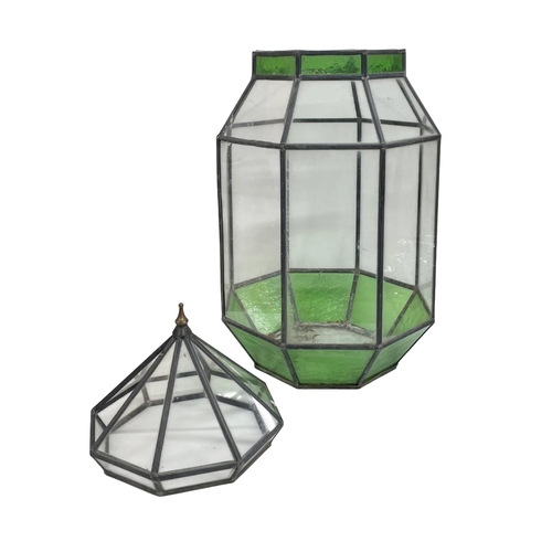 1118 - 20th century octagonal leaded glass terrarium, with clear and green glass panels, removable cover, H... 