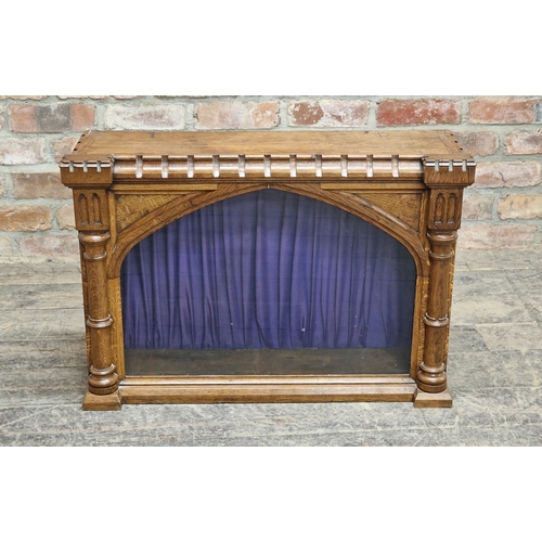 1261 - Good quality 19th century Gothic Revival oak display case with glazed arch front, column pilasters a... 