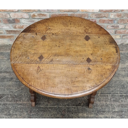 1203 - 18th century Spanish walnut drop leaf table, H 72cm x W 93cm diameter (extended) x D 41cm