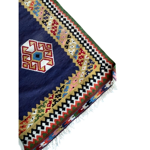 1664 - South West Persian Qashgai kilim, 195cm x 117cm