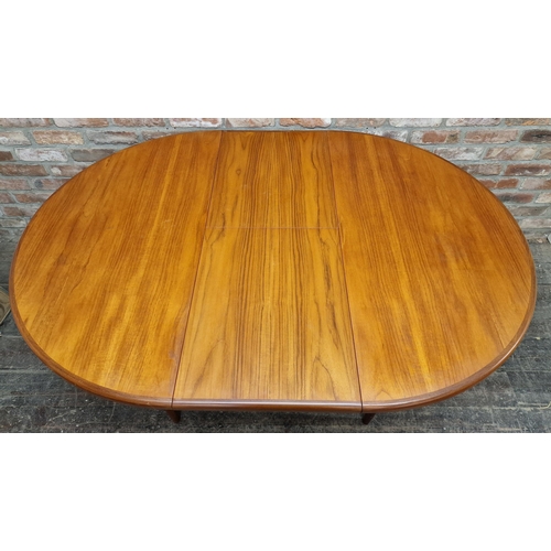 1377 - G plan teak extending dining table, H 73cm x W 122cm (167cm extended) together with six chairs, H 93... 