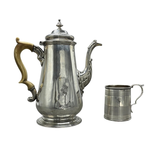 83 - American War of 1812 historical interest – Good George II silver baluster coffee pot, inscribed 'Ret... 