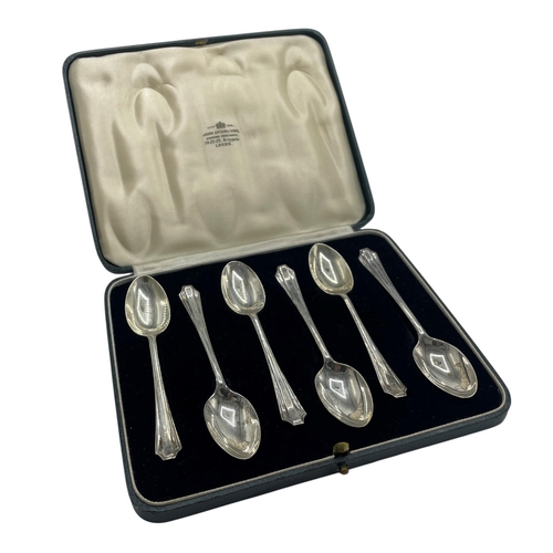 115 - Cased set of six Art Deco silver teaspoons, maker Josiah Williams & Co, London 1940, 2oz approx with... 